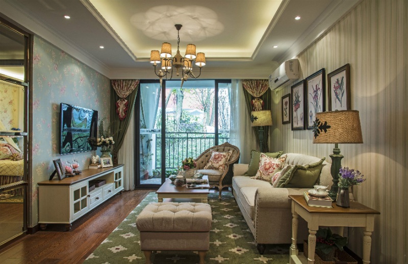 水晶帘子珠、窗帘如何提升家居浪漫氛围？